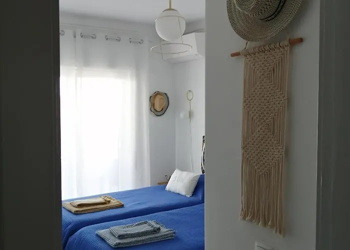 Vue Sur Et Pieds Dans L'eau! アパート ポルティマン