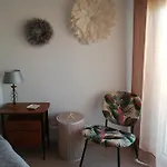 Apartment Vue Sur Et Pieds Dans L'eau!