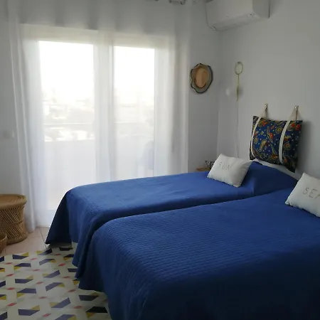 Vue Sur Et Pieds Dans L'eau! Διαμέρισμα Portimão